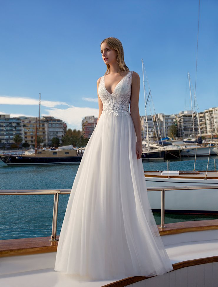 Destination Romance Style #DR261 Image