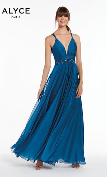 Alyce Paris 1382