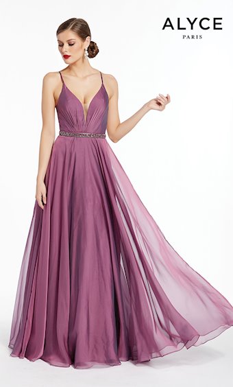 Alyce Paris 1383