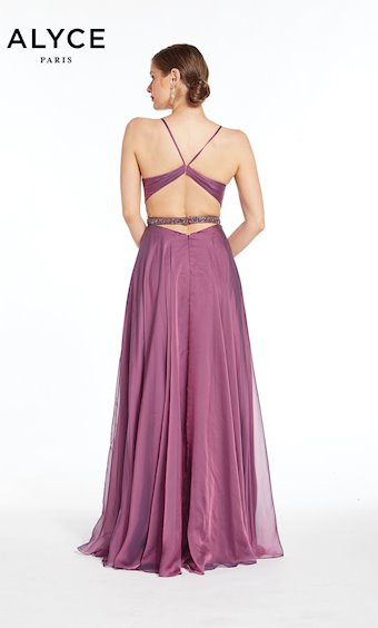 Alyce Paris 1383