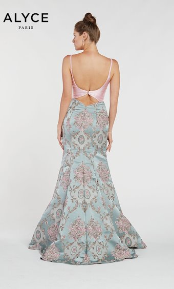 Alyce Paris 1438