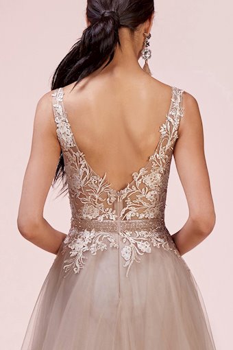 A&L Couture A0567