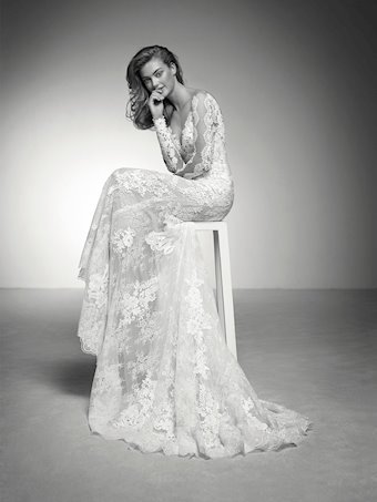 Pronovias iman