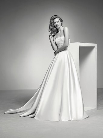 Pronovias iquel