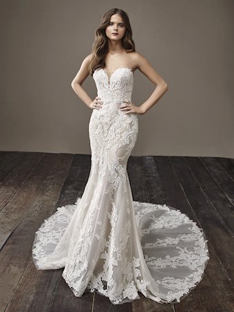 Badgley Mischka Bobbi