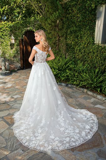 Casablanca Bridal Style #2361 #1 vertical thumbnail