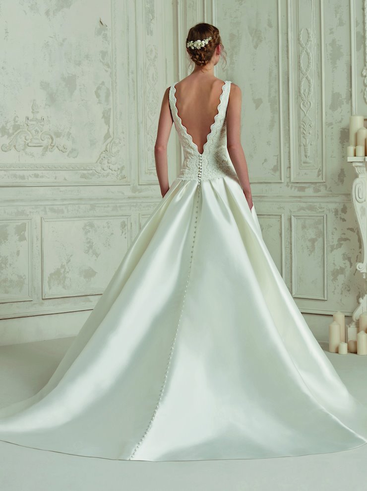 Pronovias Malaga