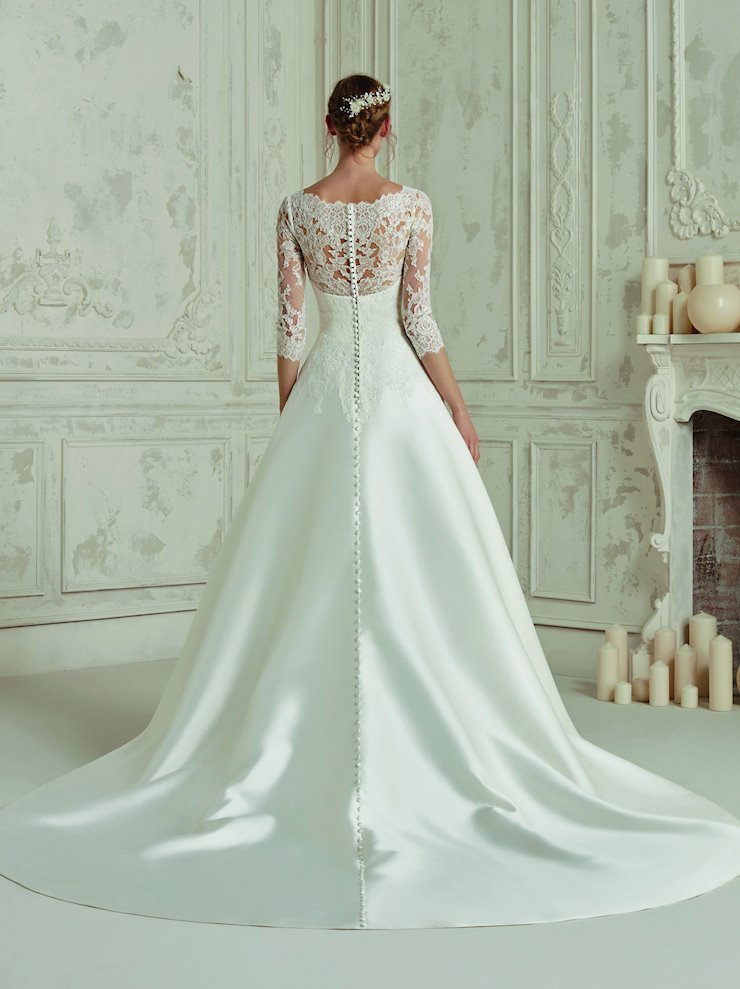 Pronovias Malibu