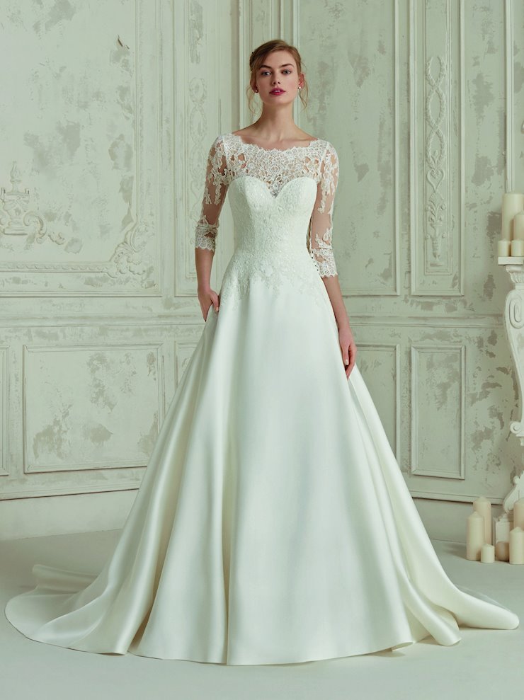 Pronovias Malibu