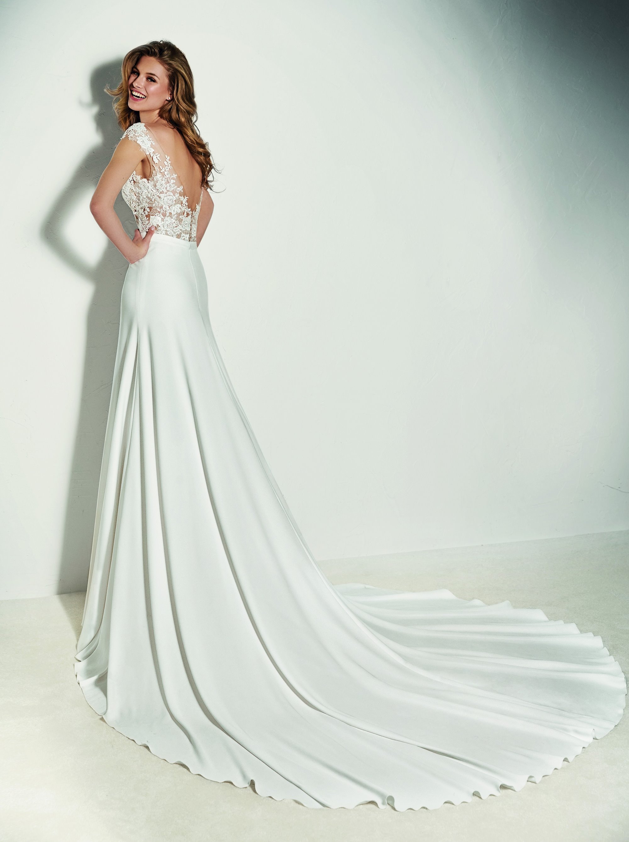 pronovias separates