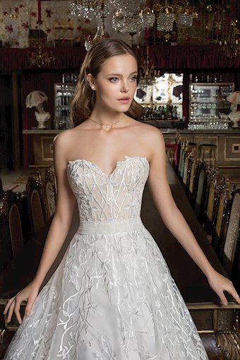 Demetrios 7953
