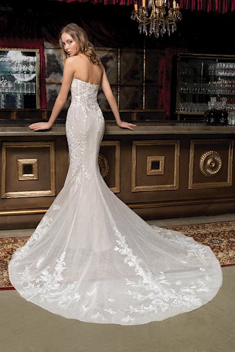 Demetrios 7965