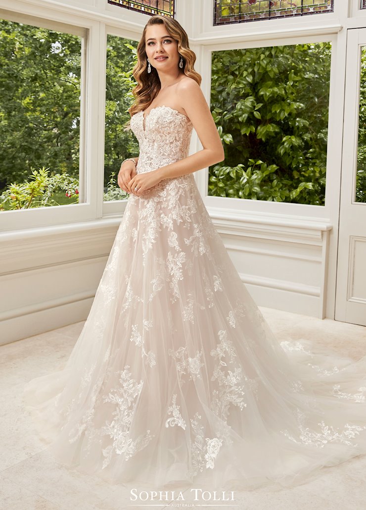 Sophia Tolli Backface Thumbnail Image