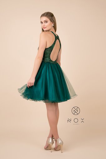 Nox Anabel E696 #2 vertical thumbnail