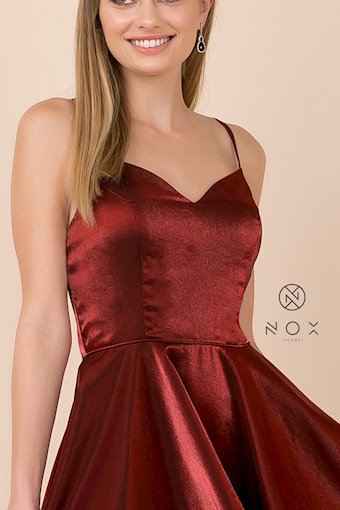Nox Anabel M689 #3 vertical thumbnail