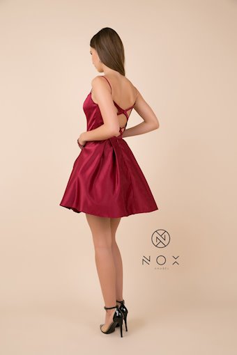 Nox Anabel N670 #4 vertical thumbnail