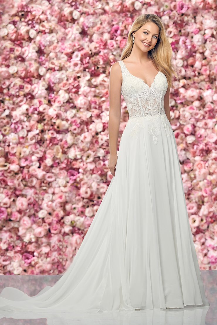 Enchanting by Mon Cheri Style #219150 Image