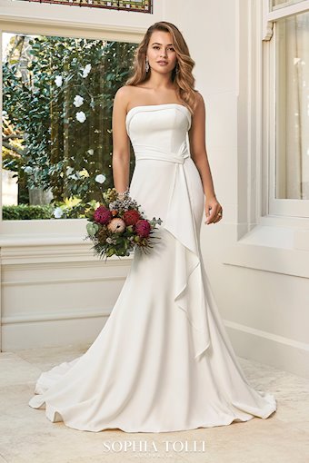 Sophia Tolli Jordyn