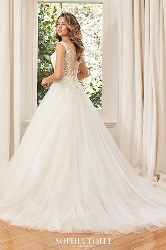 Sophia Tolli Hayden