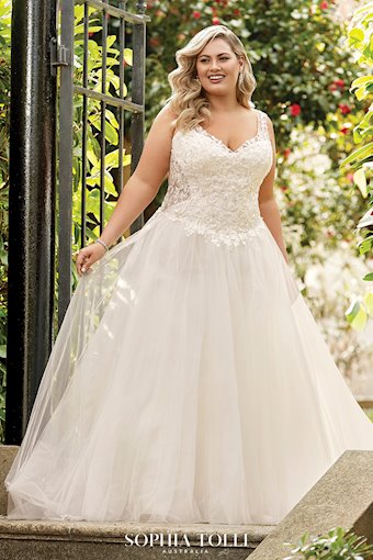 Sophia Tolli Hayden