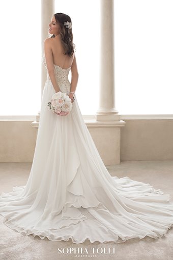 Sophia Tolli Almandine