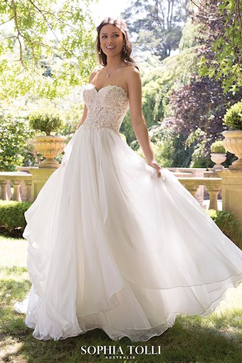 Sophia Tolli Almandine