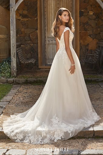 Sophia Tolli Alannah