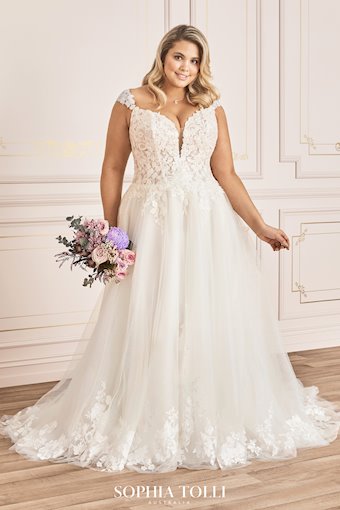 Sophia Tolli Alannah