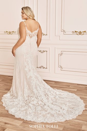 Sophia Tolli Hailey