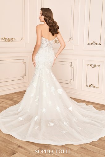 Sophia Tolli Emilia