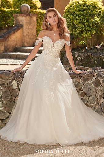 Sophia Tolli Serina