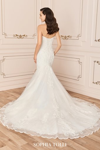 Sophia Tolli Zoey