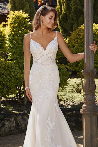 Sophia Tolli Carmen