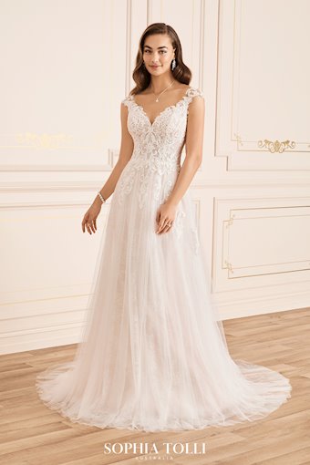 Sophia Tolli Kaydence