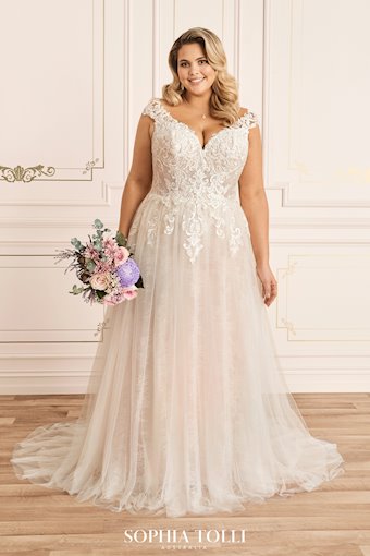 Sophia Tolli Kaydence
