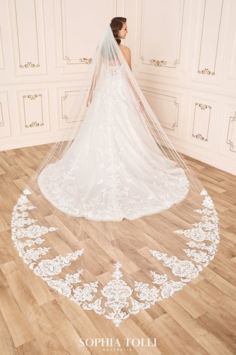 Sophia Tolli Alessandra