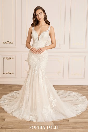 Sophia Tolli Roberta