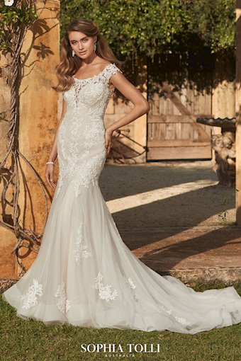 Sophia Tolli Tiarn