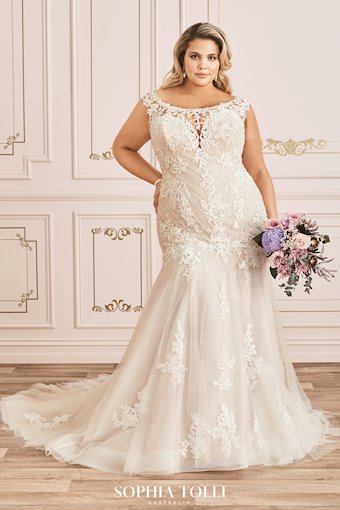 Sophia Tolli Tiarn