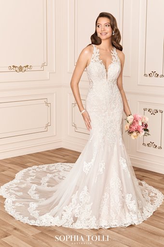 Sophia Tolli Megan