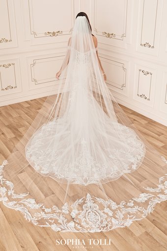 Sophia Tolli Clarissa