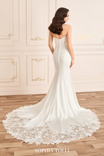 Sophia Tolli Pippa