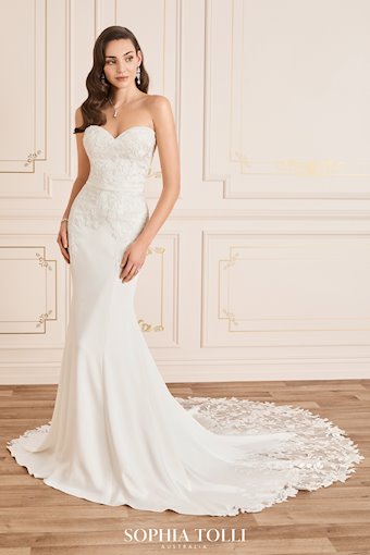 Sophia Tolli Pippa