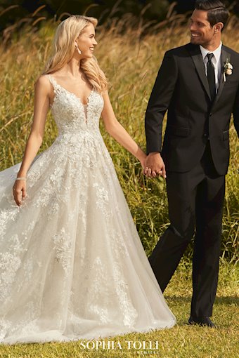 Sophia Tolli Seraphina