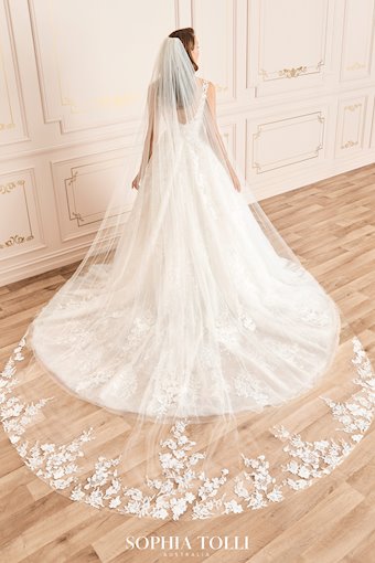 Sophia Tolli Seraphina