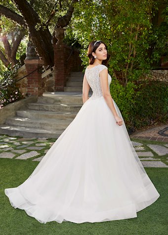 Casablanca Bridal Style #2402 #2 vertical thumbnail