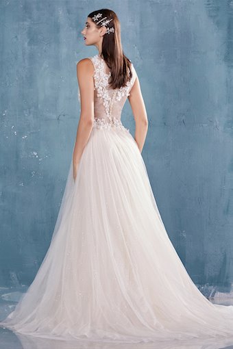 Andrea & Leo Couture A0731