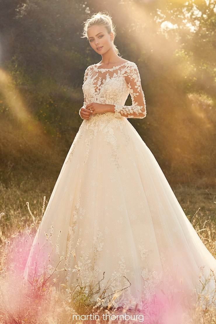 cute wedding dresses with sleeves