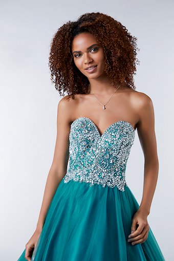 Tiffany Prom #0 default frontface backface vertical thumbnail