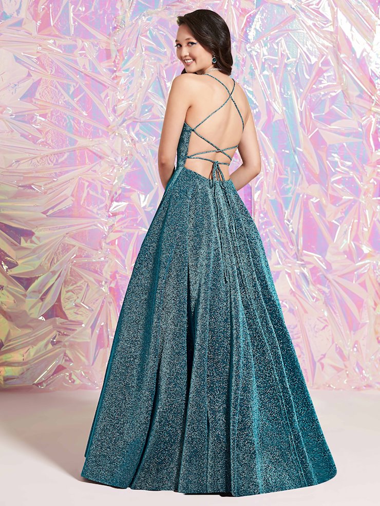 Studio 17 - 12804 | Glitz Nashville